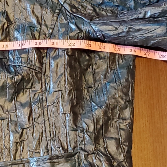 🍂🍁 Lane Bryant light weight crinkle jacket. Perfect for fall. It has pockets🎃 - Picture 10 of 12